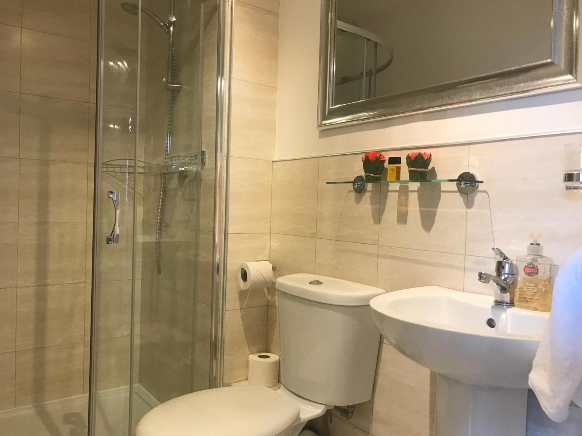 4 Bed Duplex Apartment, Белфаст Екстериор снимка